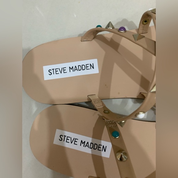 Steve Madden Tan and Purple Sandals with Studded Straps - Picture 6 of 9